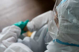 Gli infermieri accusano il colpo dopo 12 mesi di pandemia