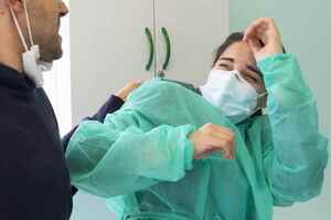 Catania: infermiera 40enne aggredita da un paziente