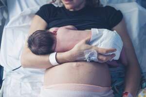 Una proposta controversa: l'Assistente alla Maternità