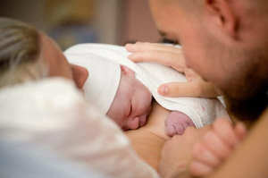 Canguro terapia nei neonati sottopeso e prematuri 