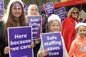 Nuova Zelanda, gli infermieri protestano