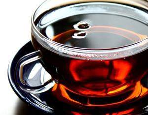 Bere tè può allungare la vita, la mortalità cala di un quarto