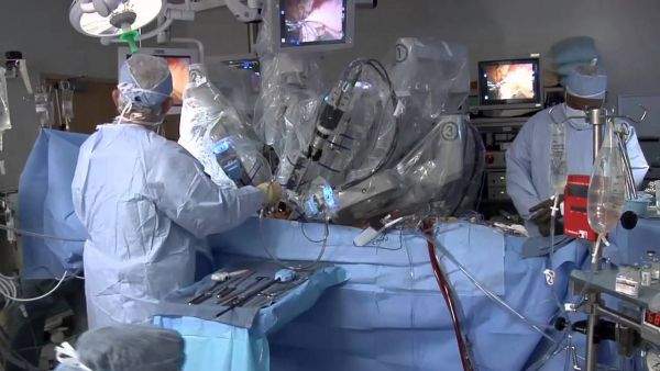 Tumore prostata: a Foggia opera robot