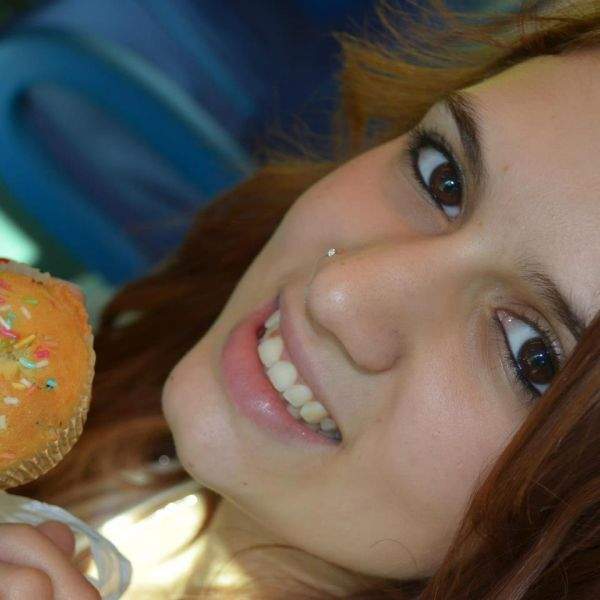 Ylenia, Infermiera neo-laureata: "spero di trovare lavoro in Italia, sono spaventata"